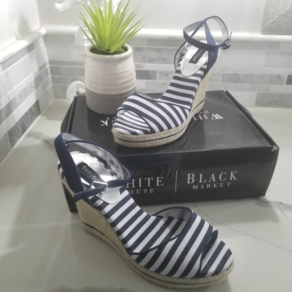 WHBM Alexandra Wedges Navy blue with white